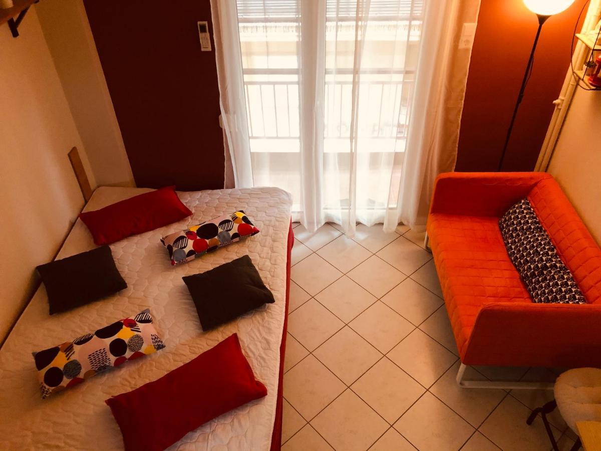 The Student's Apartament